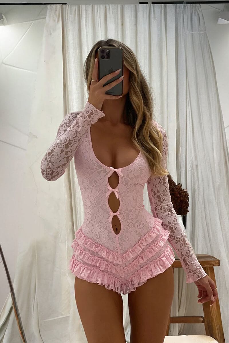 Pink Long Sleeve Lace Ruffle Romper / S