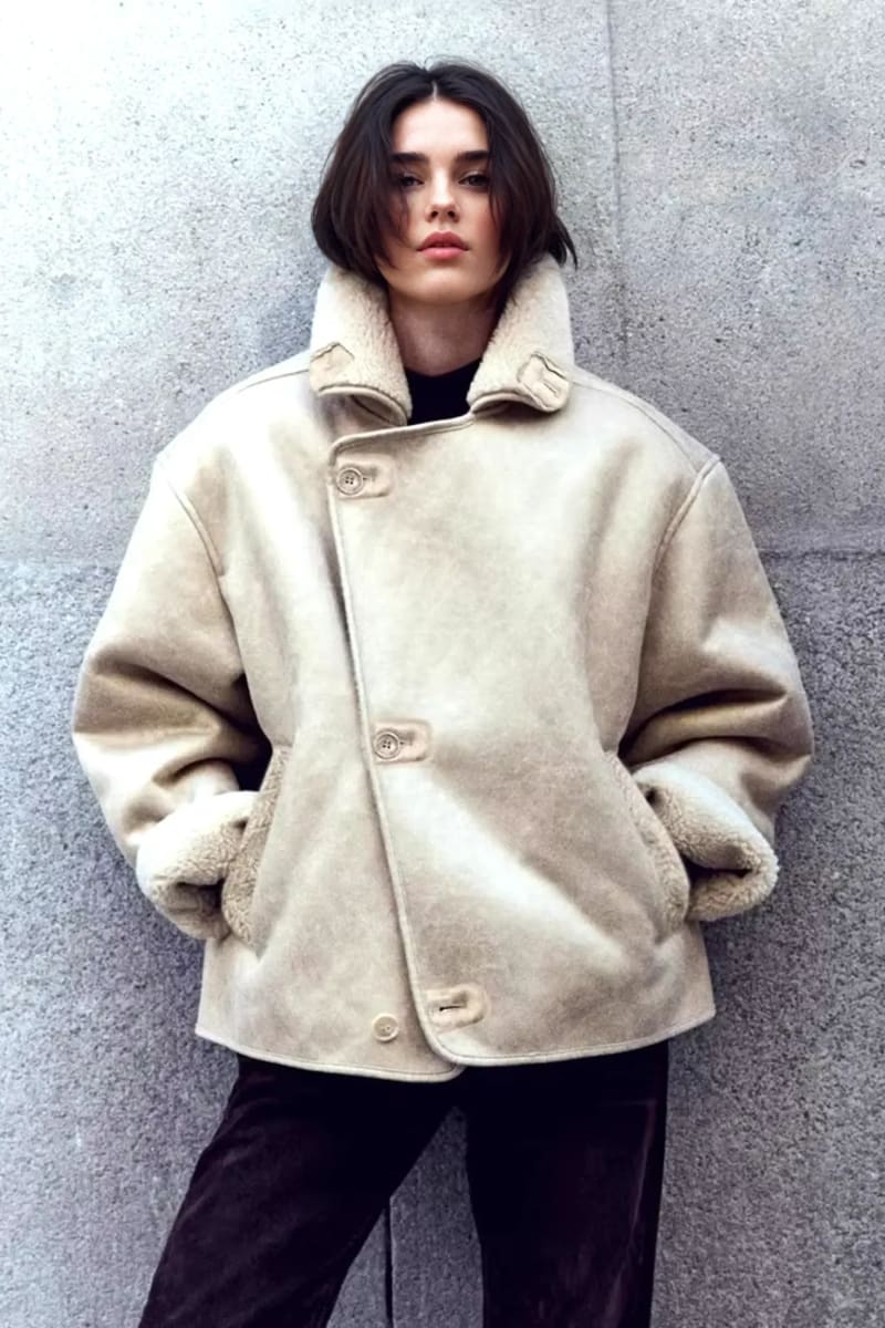 Women’s Beige Suede Shearling Jacket / Xs